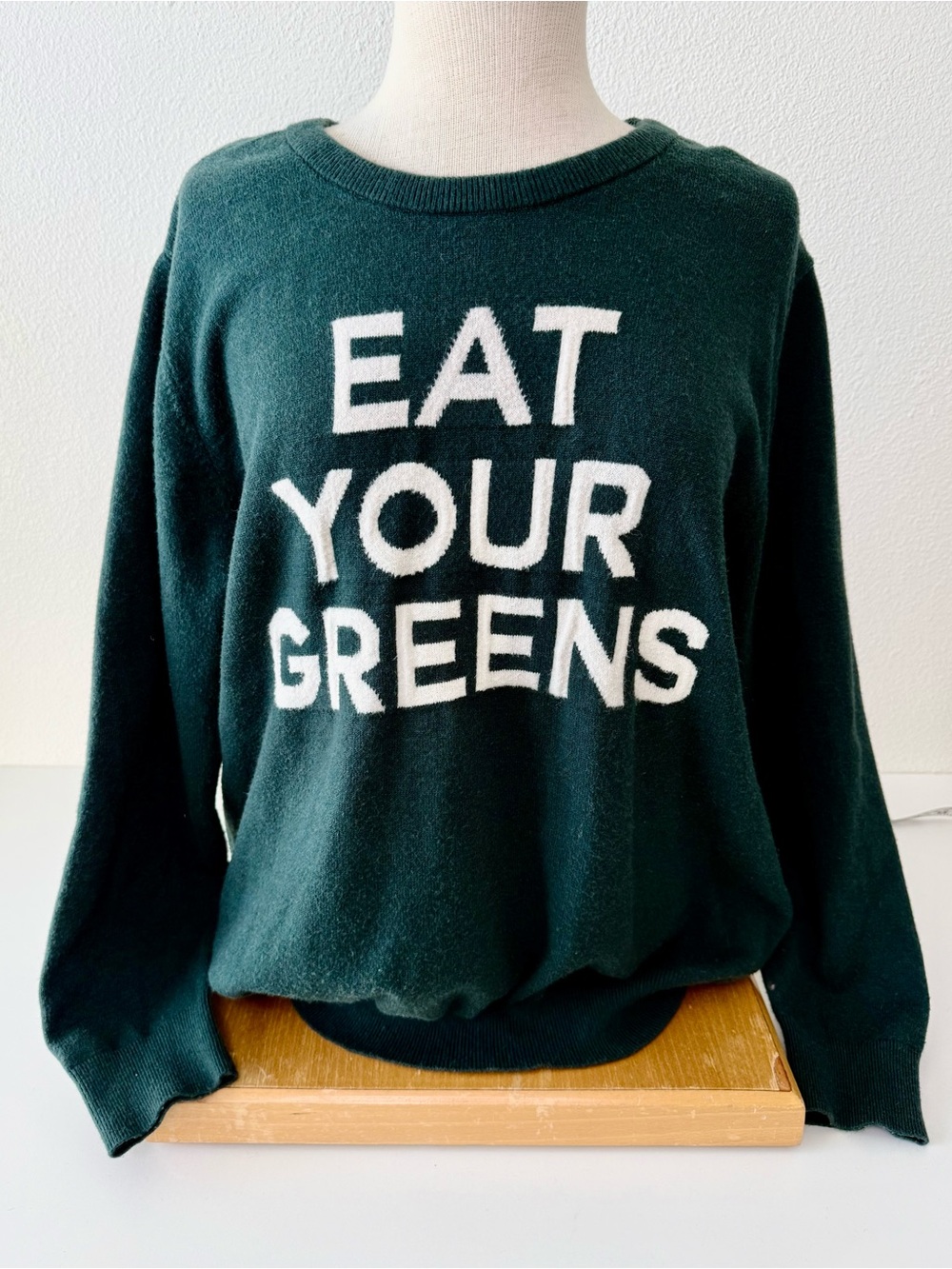 Joanie Clothing "Eat Your Greens" Graphic Knit Green Sweater Women’s Size Large